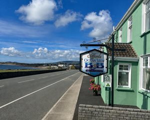 Clifford's Ocean View B&B