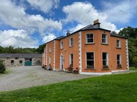 CLONE COUNTRY HOUSE