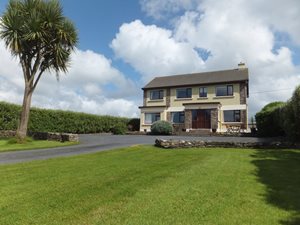 Ard-Na-Mara Country House
