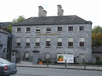 Search for B&B accommodation near The Hunt Museum Limerick