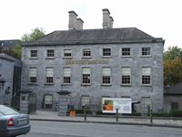 Search for B&B accommodation near The Hunt Museum Limerick